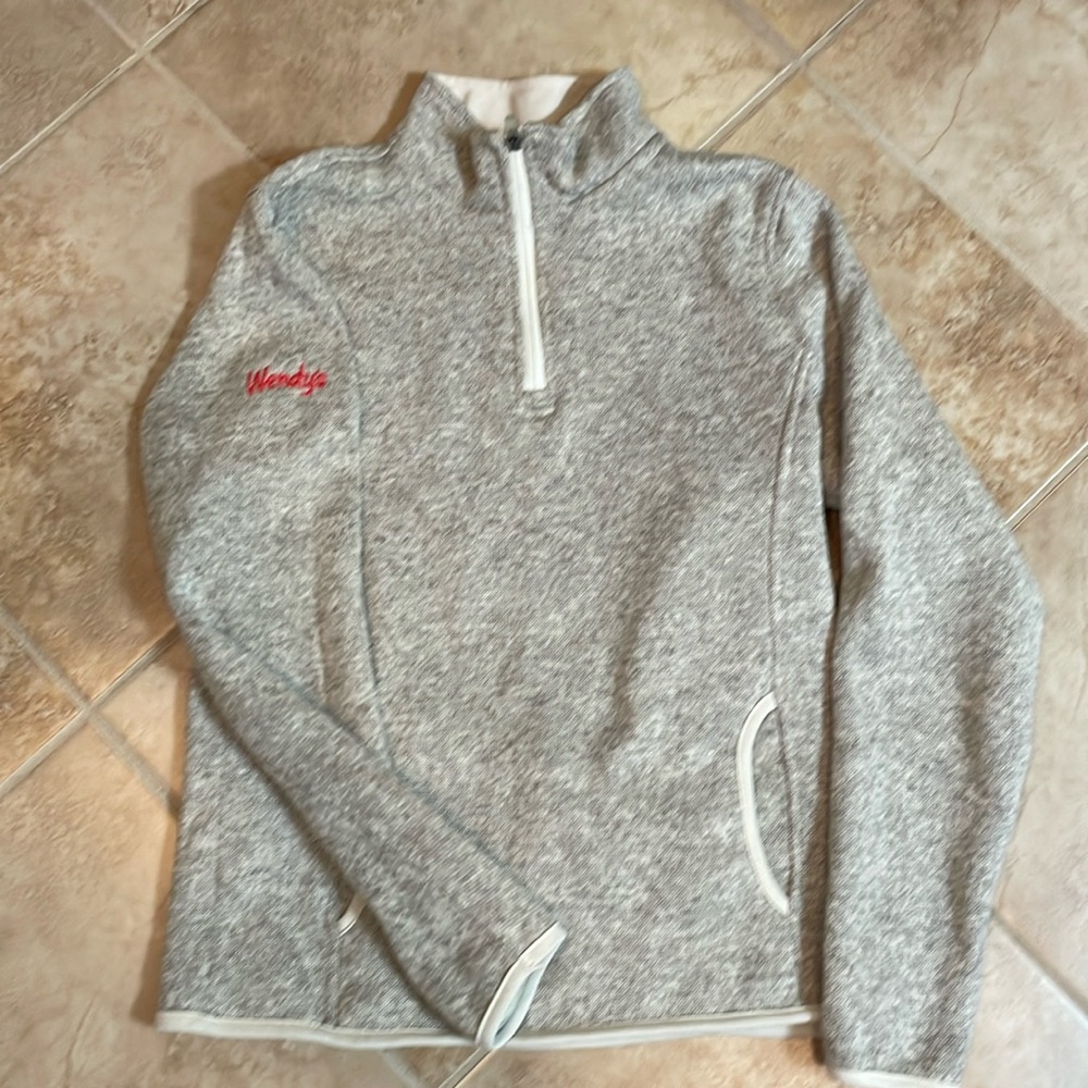 Charles River Wendy’s restaurant  sweatshirt. Medium. Mint condition.